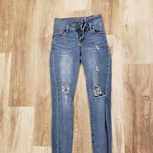 Womens Skinny Jean's. High rise push up Jean.